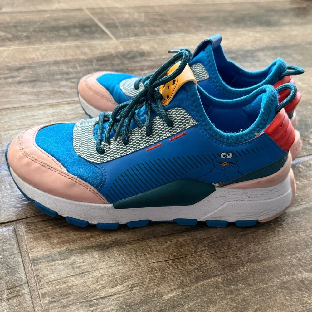 Puma x Sesame Street Kids RS-0 Cookie Monster Sneakers,‎ Blue Multi, 4.5M